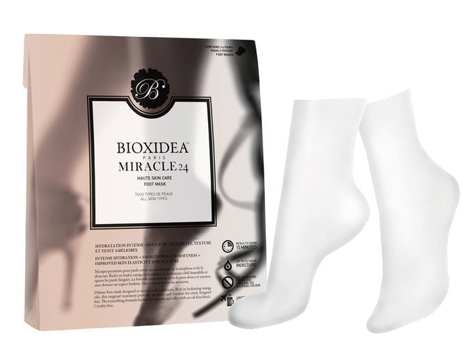 BIOXIDEA News BIOXIDEA Miracle24 Foot Mask featured on InStyle: Flying Solo on NYE? Throw Yourself the Best Spa Night of Your Life